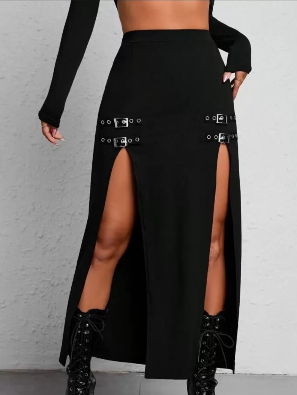 High-Slit Buckle Detail Black Maxi Skirt